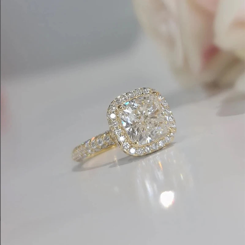 Ring 14K Yellow Gold 3ct EF VS-VVS Cushion Lab Diamond IGI Female's