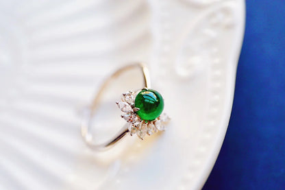 Ring 18K Gold 5.84mm Green Emerald Gemstones Diamonds Female