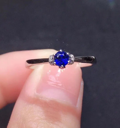 Ring 18K Gold 0.6ct Blue Sapphire Gemstones Diamonds Female