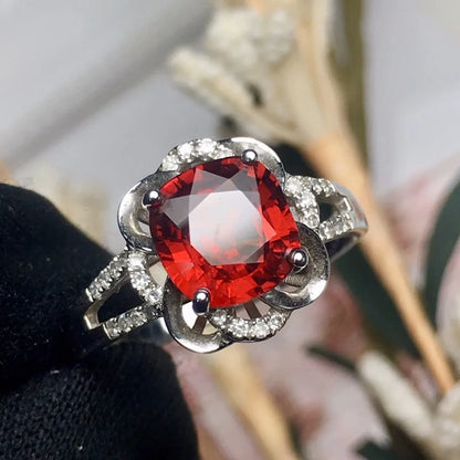 Ring 18K Gold 2.3ct Red Garnet Gemstone Female Fine Jewelry