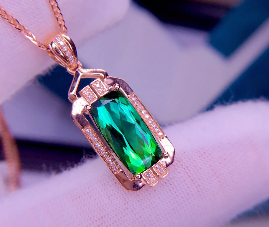 Pendant 18K Gold 3ct Greenish Blue Tourmaline Diamonds Necklace