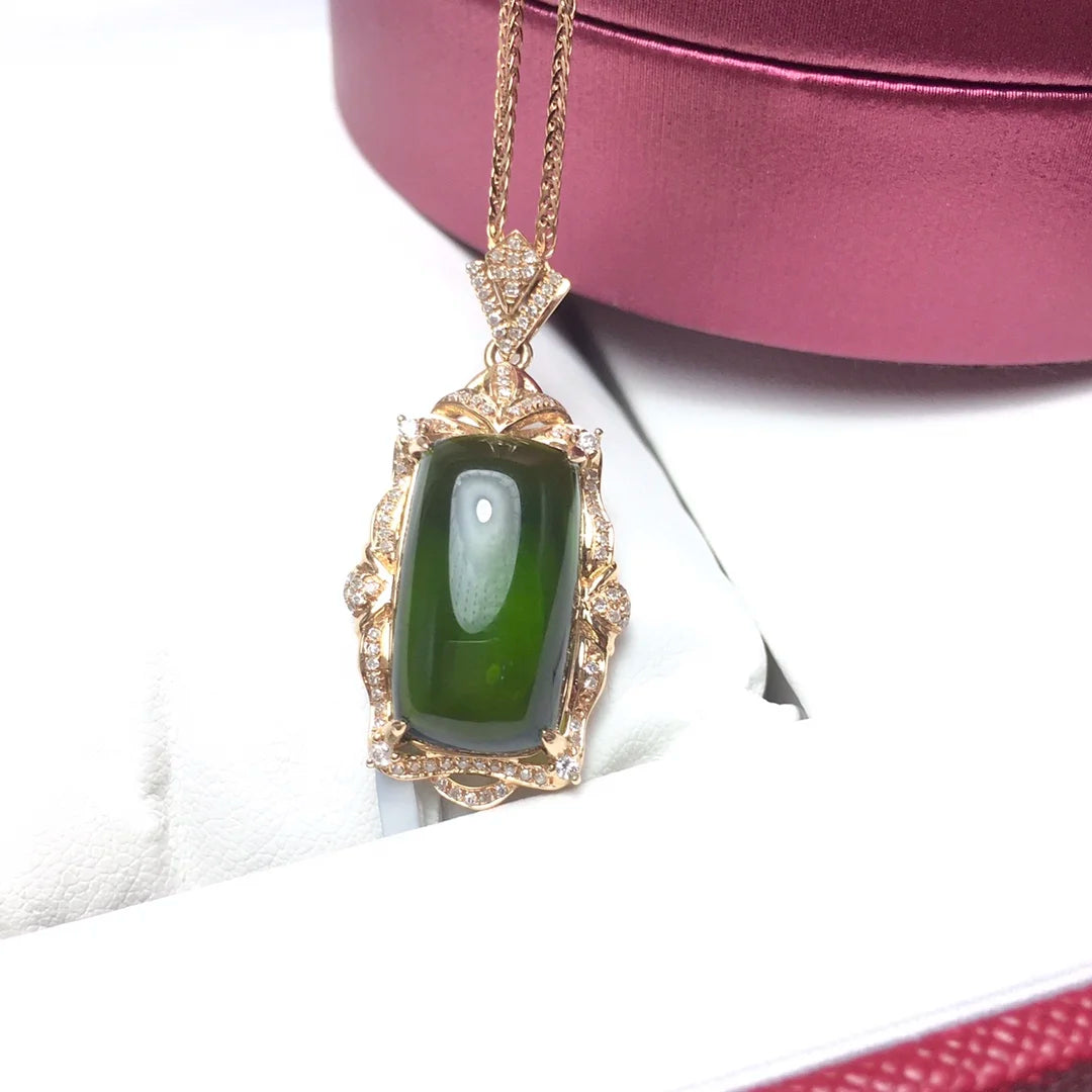 Pendant 18K Gold 8.3ct Green Tourmaline Gemstones Diamond Necklace for Women