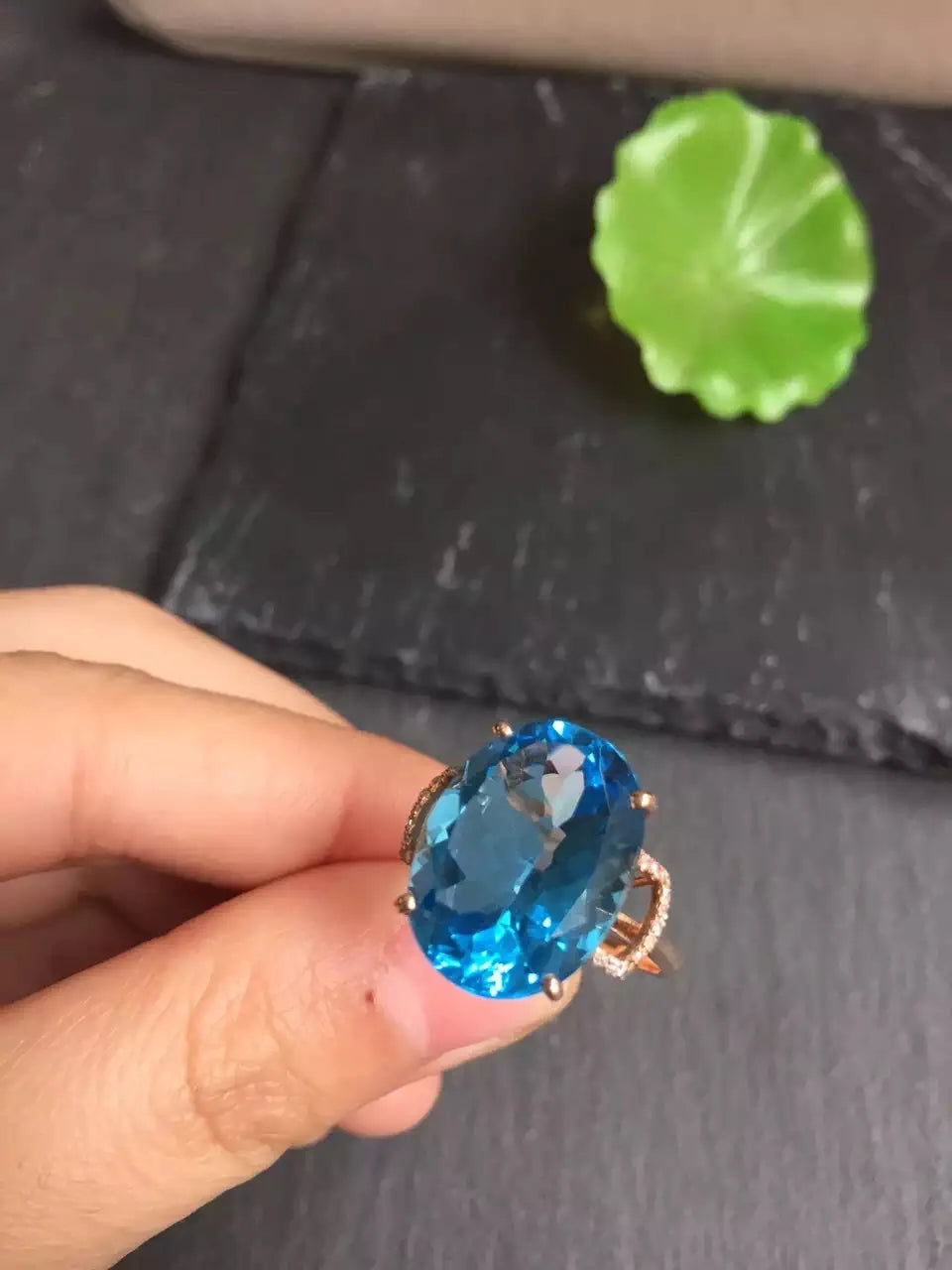 Ring 18K Rose Gold 100% Natural Blue Topaz Gemstones Female's