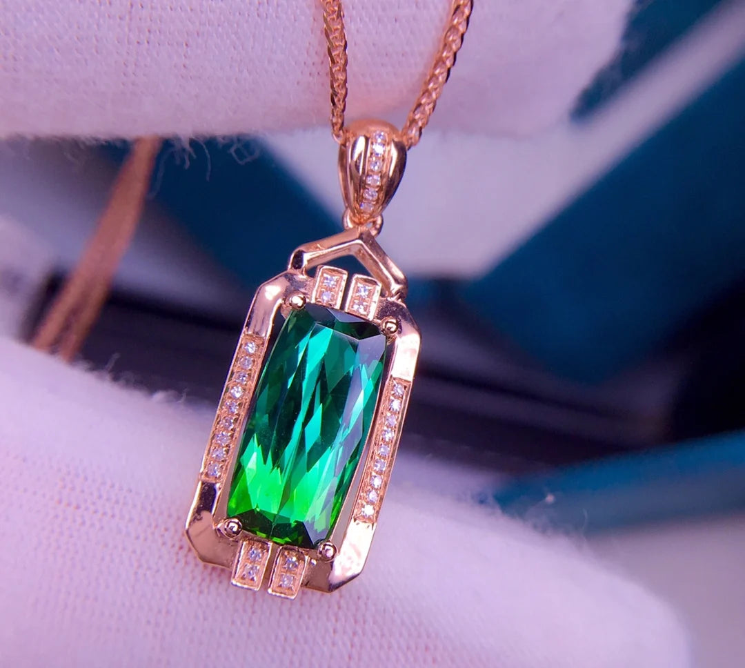 Pendant 18K Gold 3ct Greenish Blue Tourmaline Diamonds Necklace