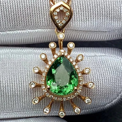 Pendant 18K Gold 2.6ct Green Tourmaline Gemstones Diamond Necklace