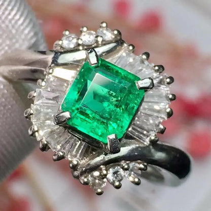 Ring Pt900 Platinum 0.895ct Emerald Diamond Colombian Origin Female's