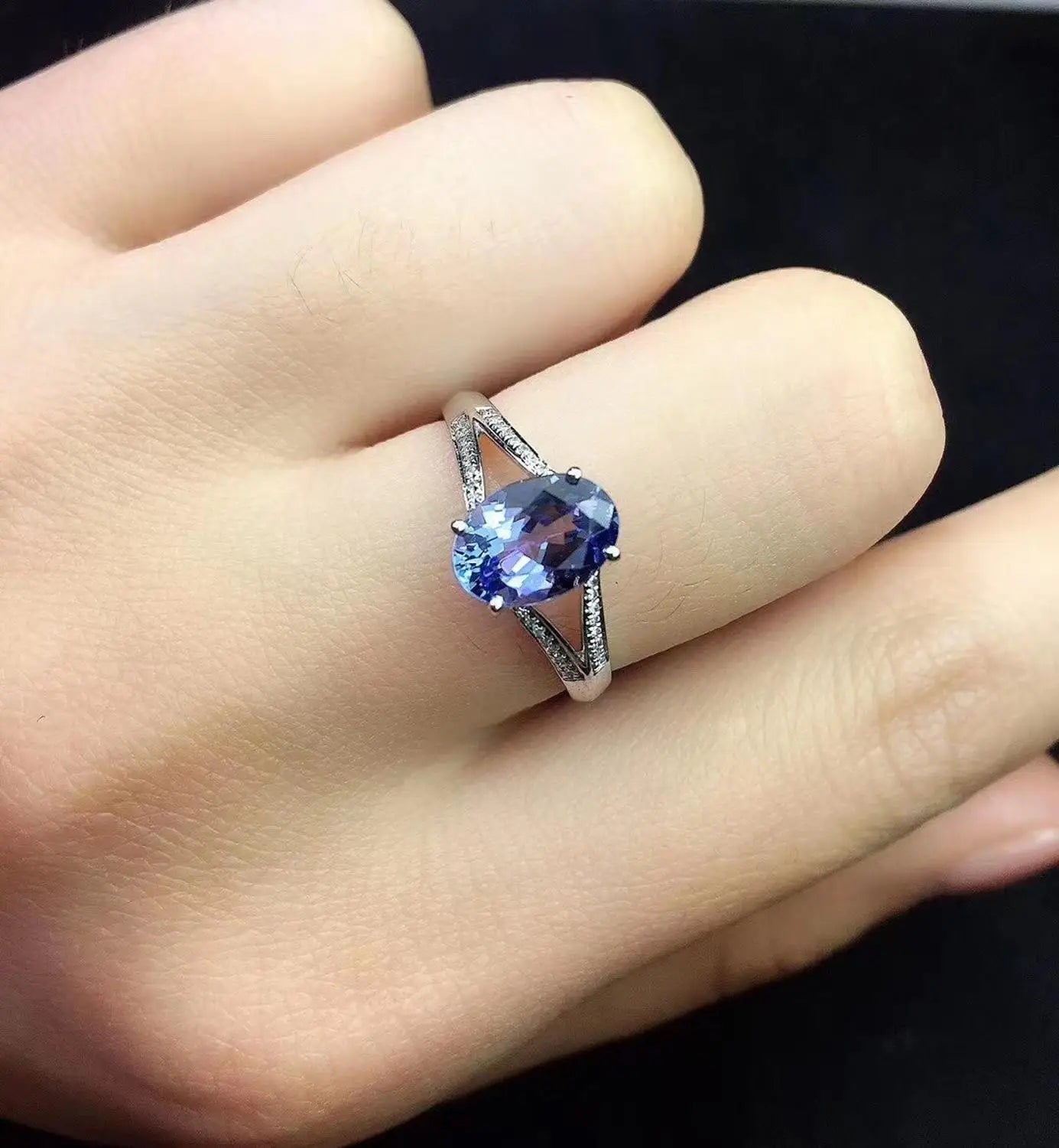 Ring 18K Gold 1.6ct Tanzanite Gemstones Diamonds Female Anniversary