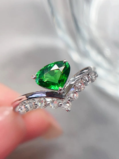 Ring 18K White Gold 0.9ct Natural Tsavorite Gemstones Diamonds Female