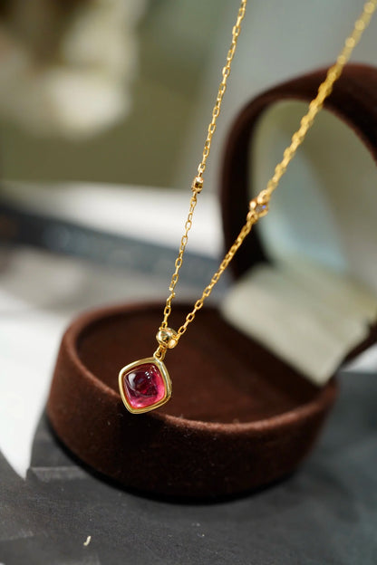 Necklace 18K Gold 1.3ct Red Tourmaline Diamonds Pendant Female's