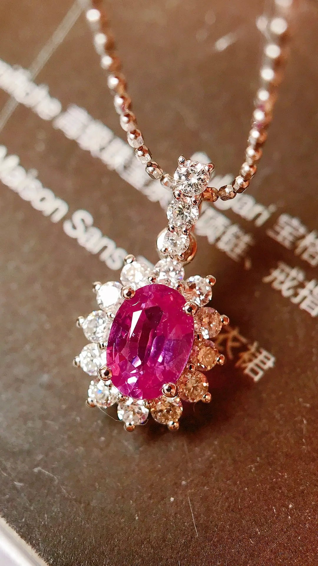 Pendant 18K White Gold 0.67ct Pink Sapphire Gemstones Necklace for Women