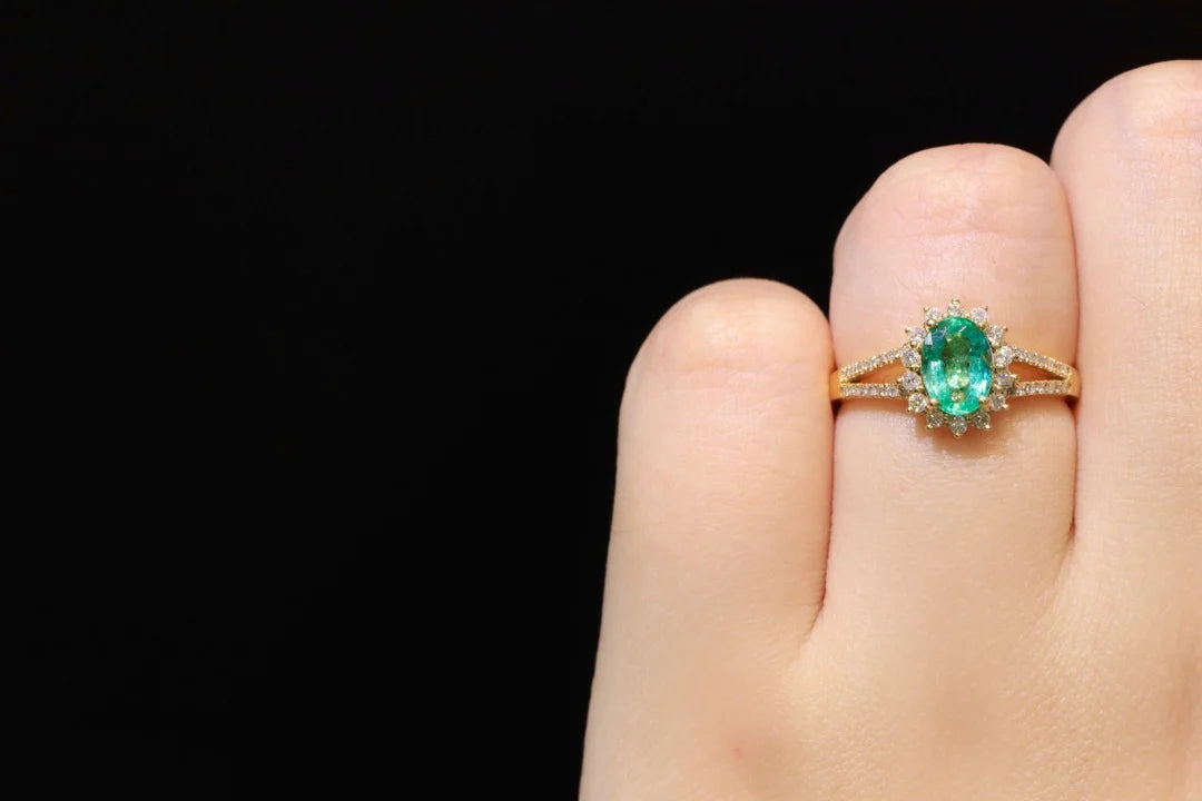 Ring 18K Gold 0.746ct Green Emerald Gemstones Male's