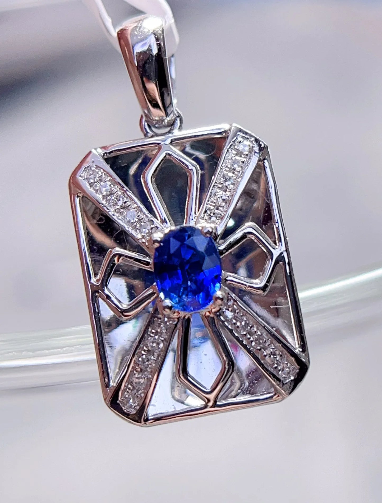 Pendant 18K Gold 0.20ct Cornflower Blue Sapphire Gemstones Necklace for Women