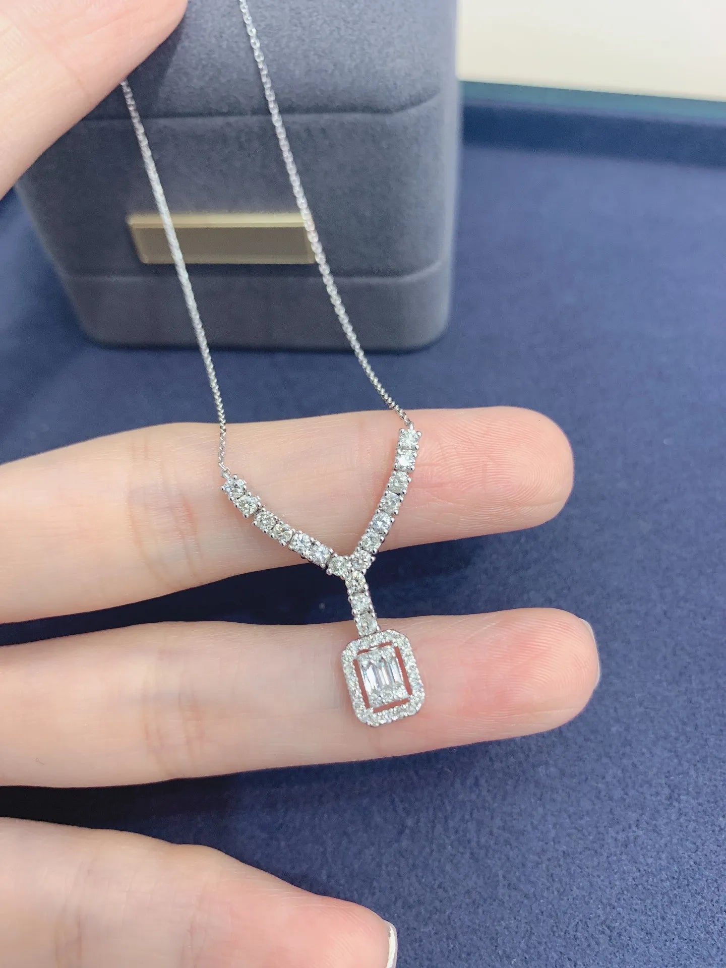 Necklace 18K White Gold 0.73ct White Diamonds Female's Fine Jewelry