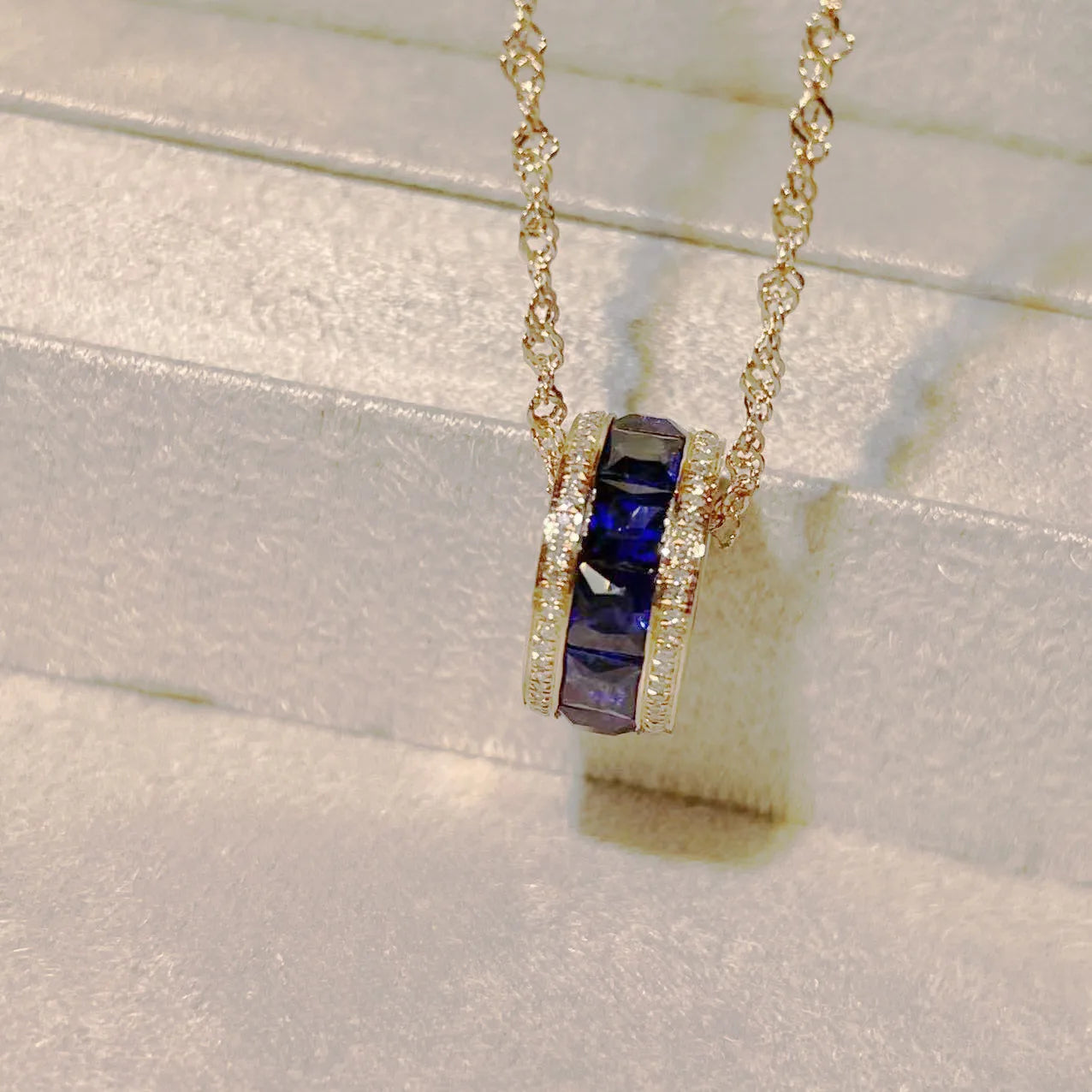 Pendant 18K Gold 1.95ct Blue Sapphire Gemstones Necklace for Women