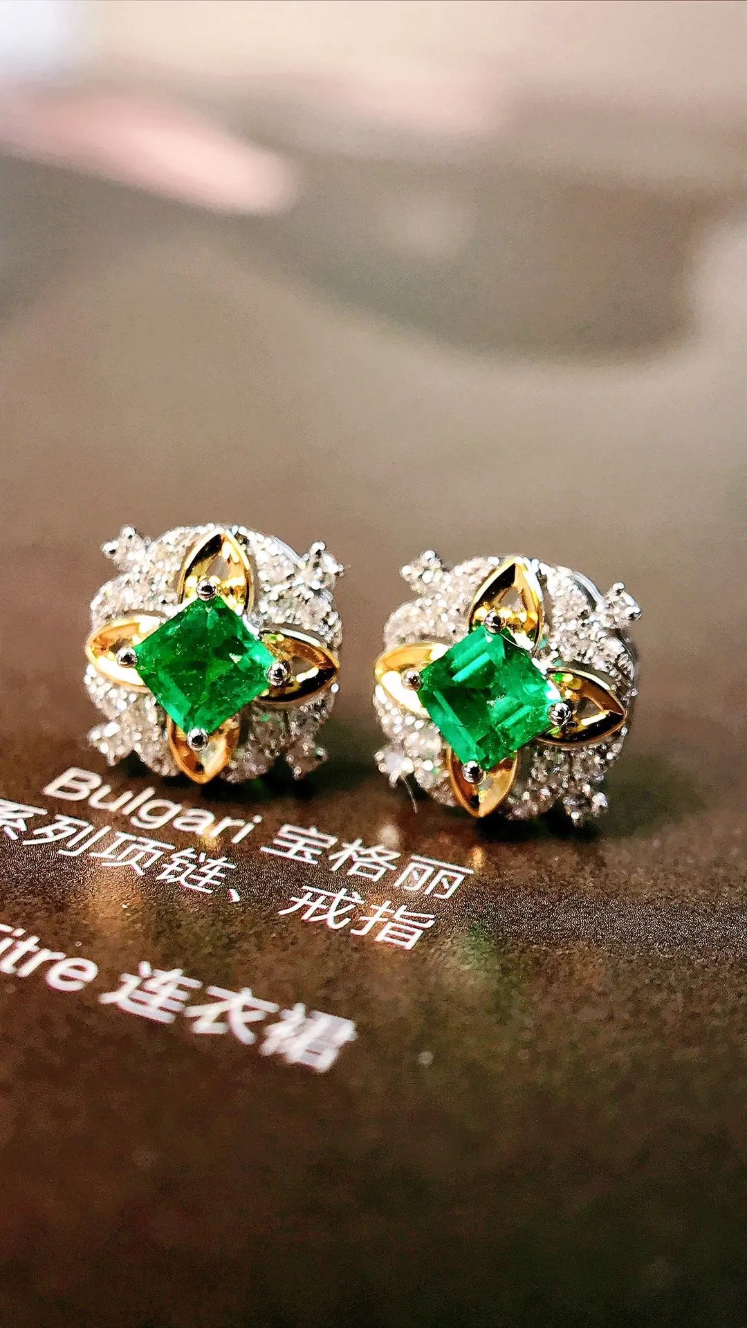 Earrings 18K Gold 0.36ct Green Emerald Gemstones Stud Female's Holiday