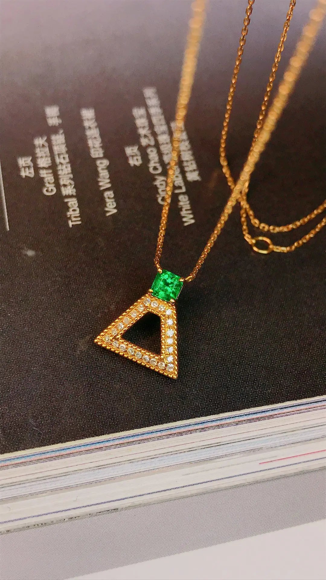 Necklace 18K Gold 0.22ct Green Emerald Diamonds Pendant Female's