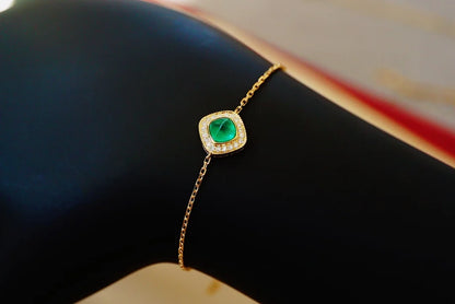 Bracelet 18K Gold 0.8ct Green Emerald Gemstones Diamonds Female's