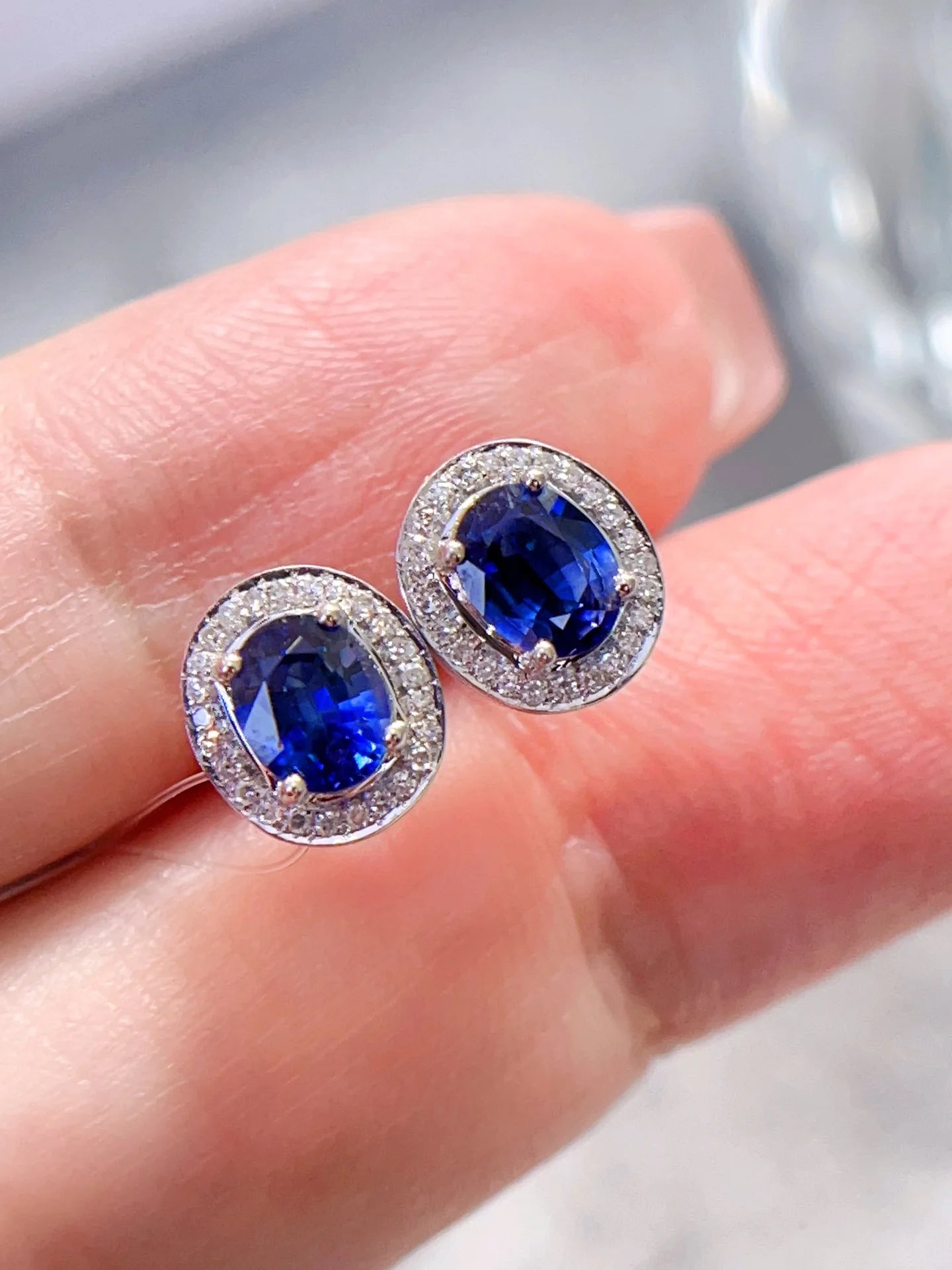 Earrings 18K Gold 0.8ct Blue Sapphire Gemstones Stud Female's Fine