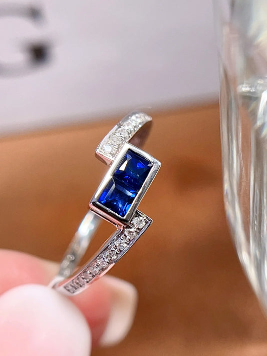 Ring 18K Gold 0.4ct Royal Blue Sapphire Gemstones Diamonds Female's