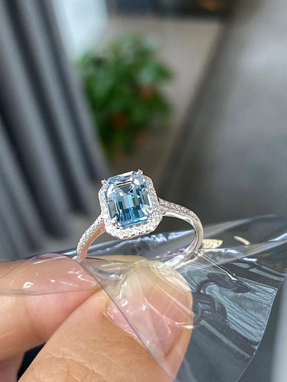 Ring 18K Gold 1.45ct Blue Aquamarine Gemstones Female Birthday