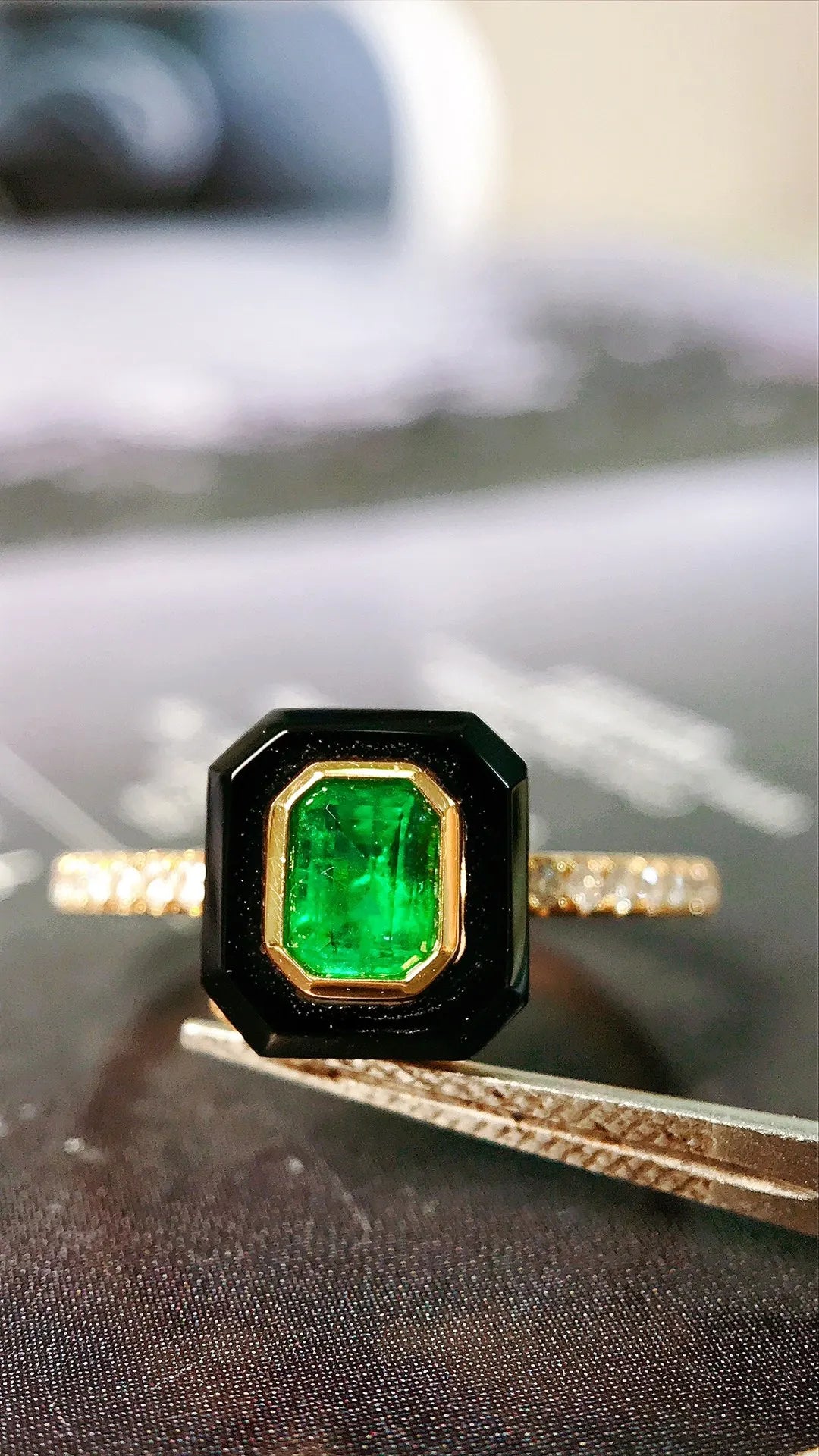 Ring 18K Gold 3.65ct Green Emerald Gemstones Male's Fine Jewelry