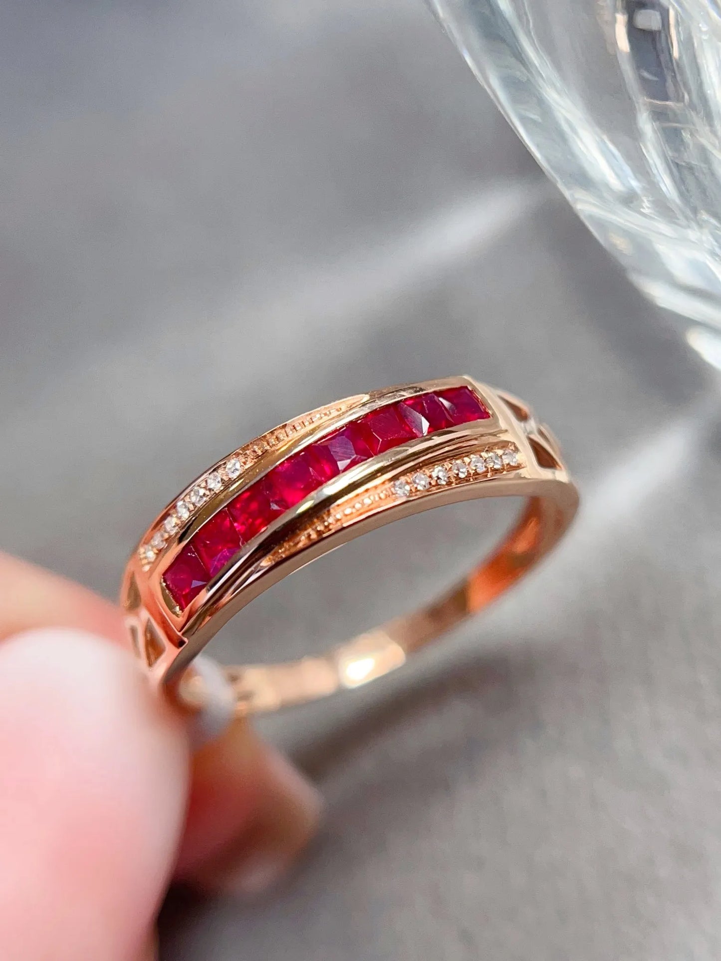 Ring 18K Gold 0.6ct Red Ruby Gemstones Diamonds Anniversary Female's