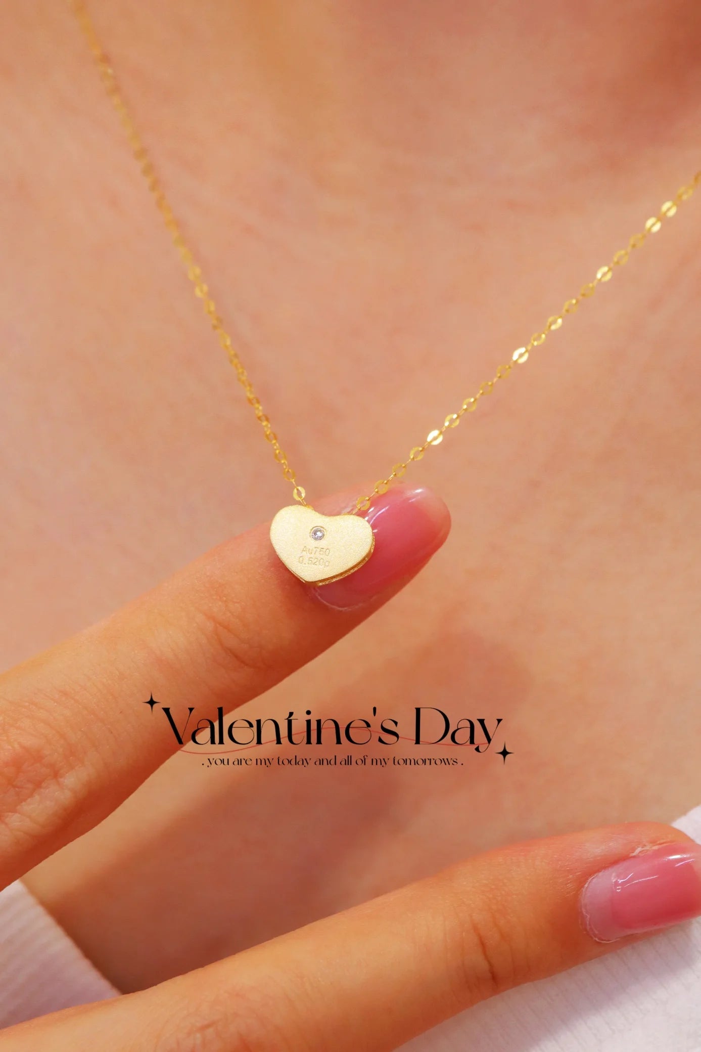 Necklace 18K Yellow Gold Heart Shape Diamonds Pendant Female's