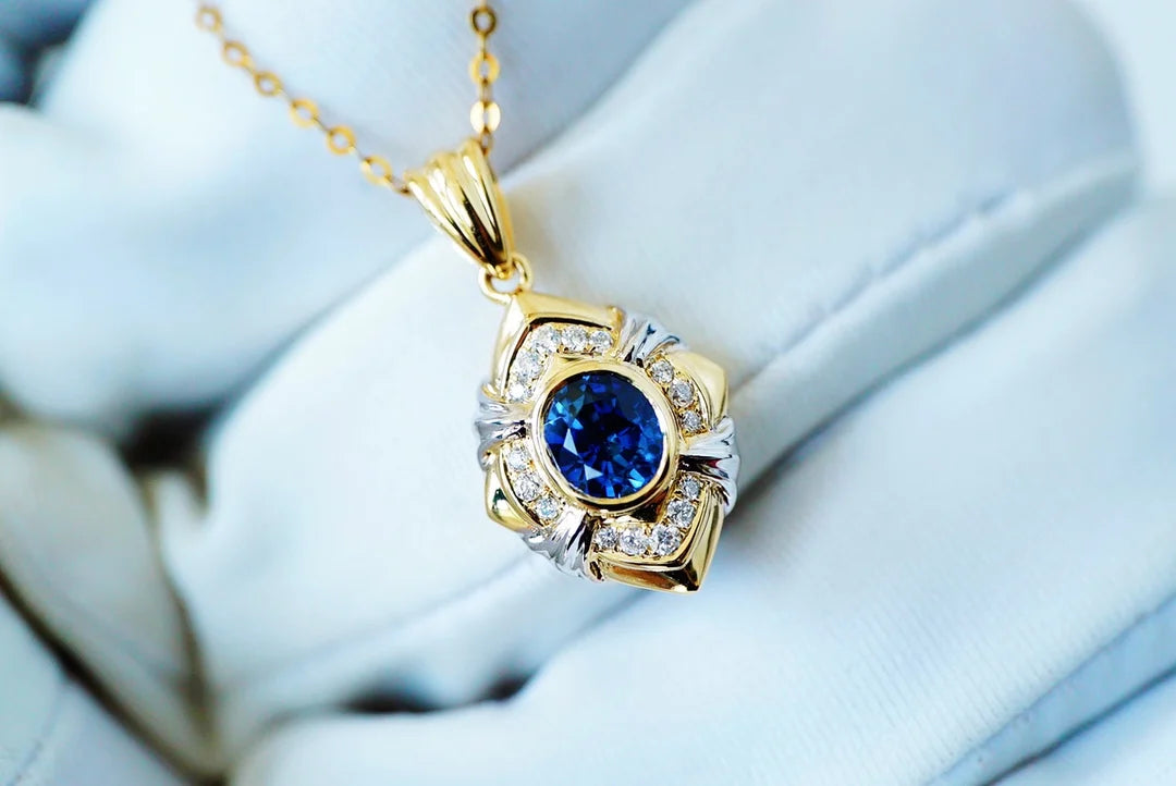 Pendant 18K White Gold 0.7ct Blue Sapphire Gemstones Necklace for Women