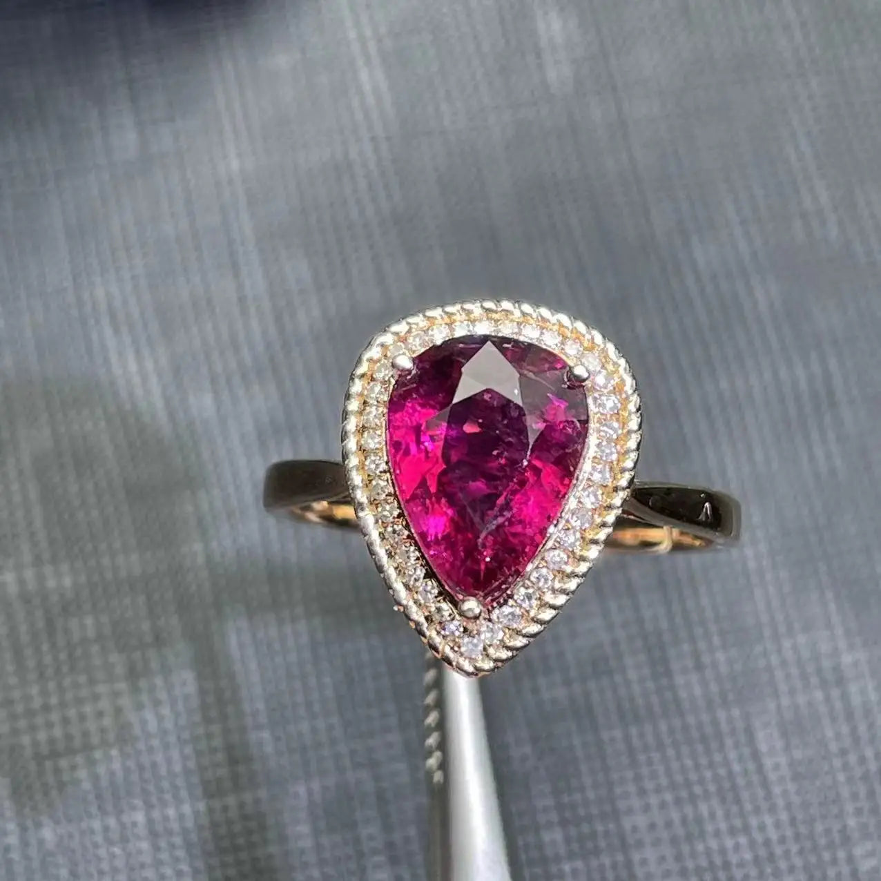 Ring 18K Rose Gold 2.2ct Red Tourmaline Gemstones Diamonds Female Fine Gift