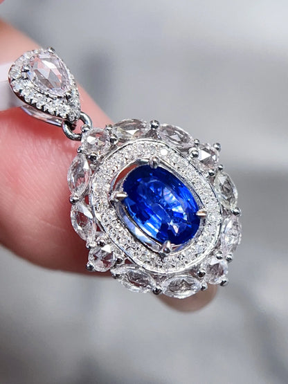 Pendant 18K Gold 0.6ct Cornflower Blue Sapphire Gemstones Necklace