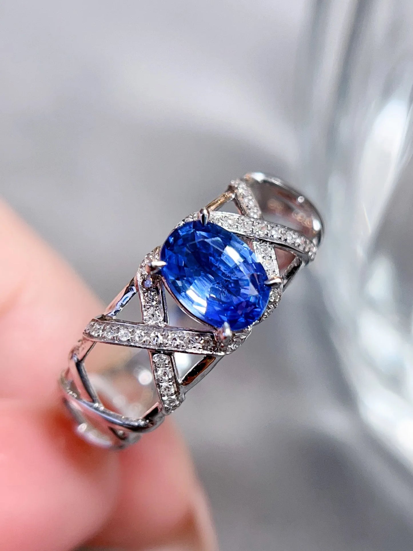 Ring 18K Gold 1ct Cornflower Blue Sapphire Gemstones Diamonds Female's