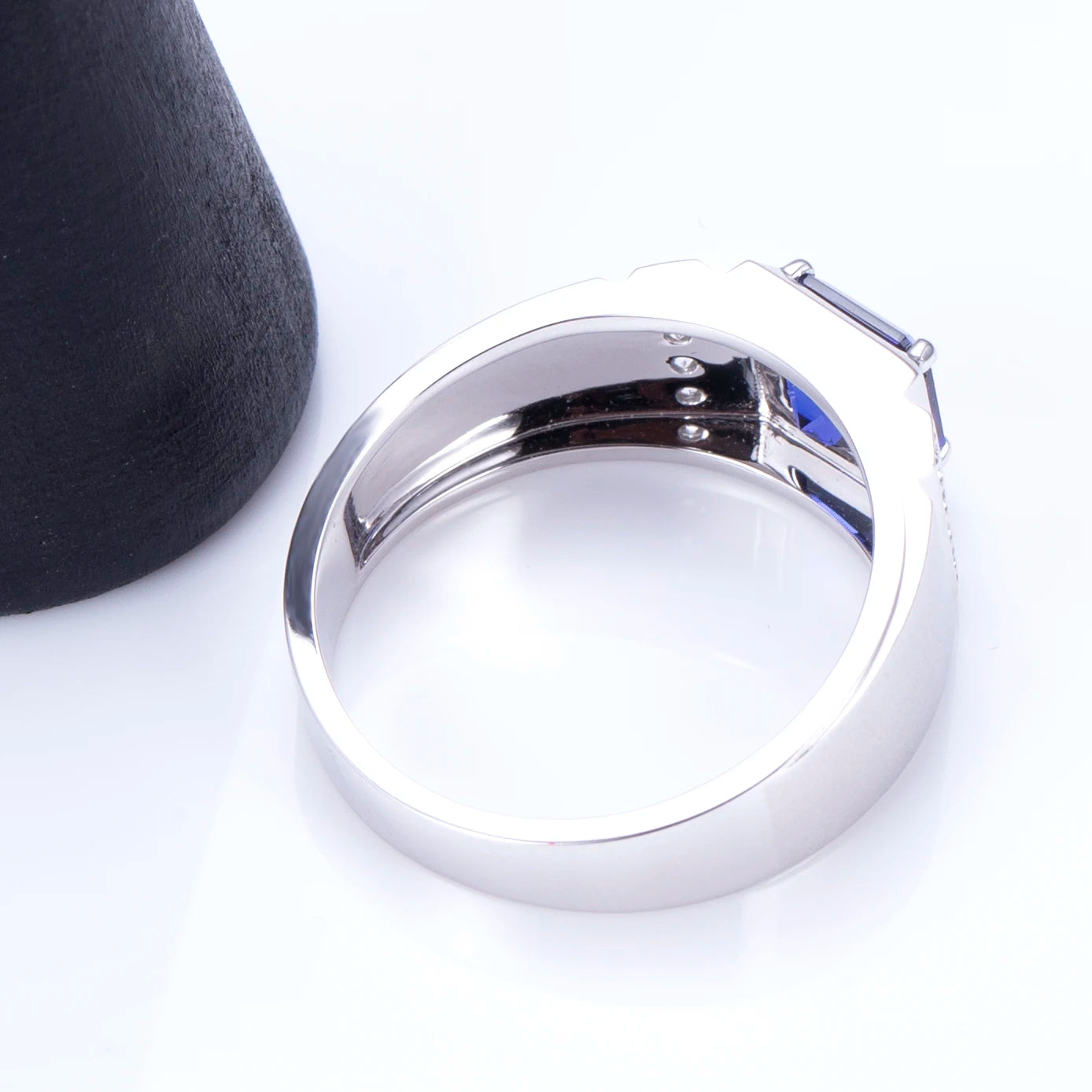 Ring Platinum Gold PT950 With Lab Sapphire Men Jewelry US SIZE 8 band width 10mm