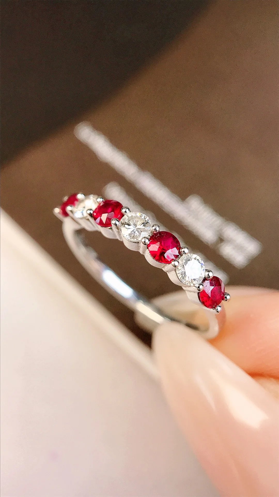 Ring 18K Gold 0.45ct Red Ruby Gemstones Diamonds Female's