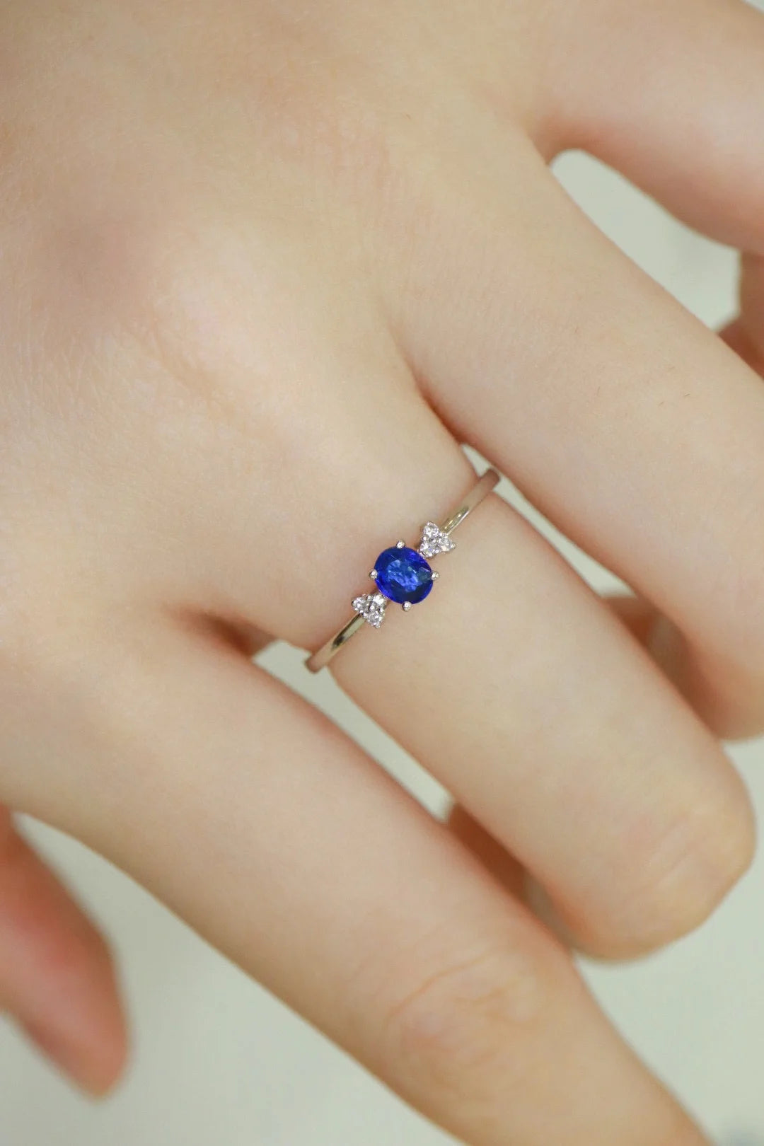 Ring 18K Gold 0.26ct Royal Blue Sapphire Gemstones Diamonds Female's