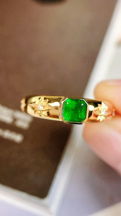 Ring 18K Gold 0.38ct Green Emerald Gemstones Diamonds Female