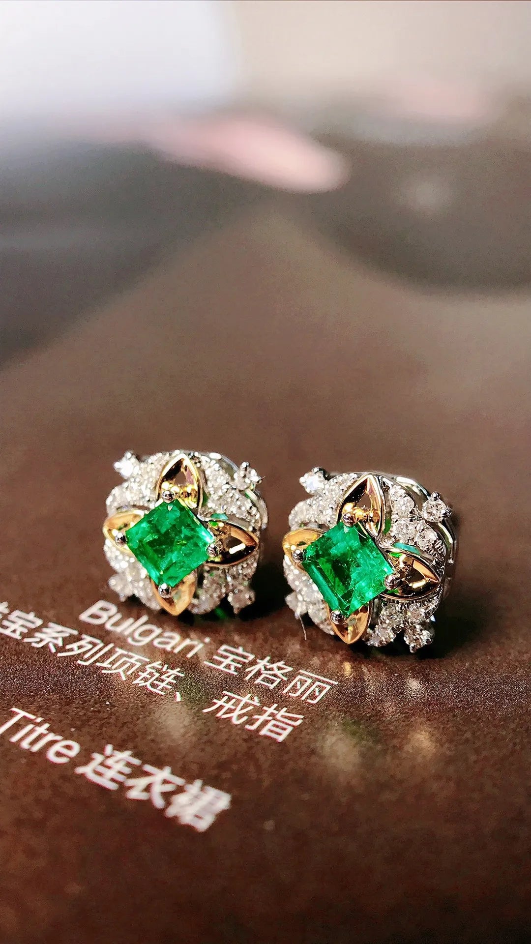 Earrings 18K Gold 0.36ct Green Emerald Gemstones Stud Female's Holiday