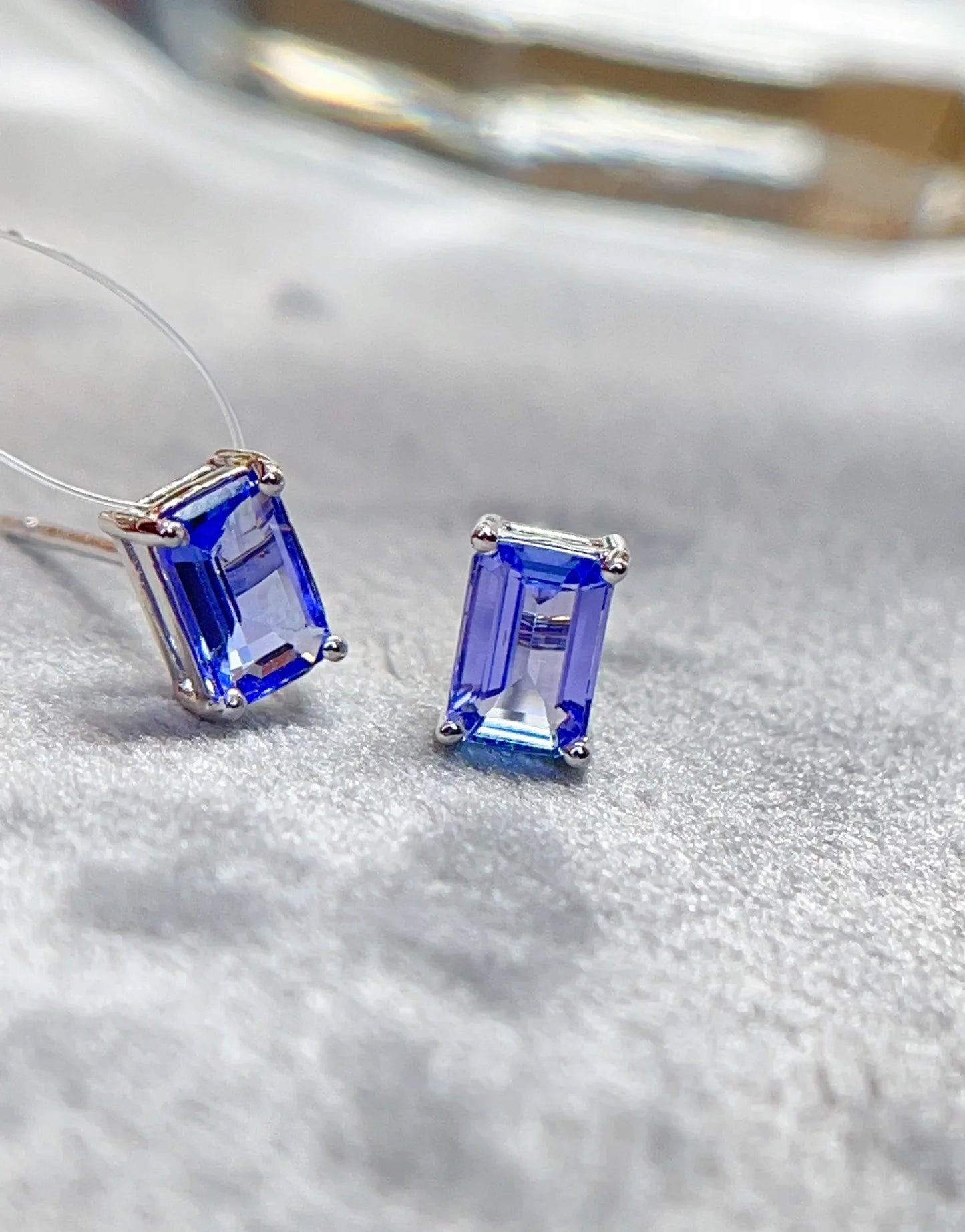 Earrings 18K White Gold 1ct Blue Tanzanite Stud Female's Fine