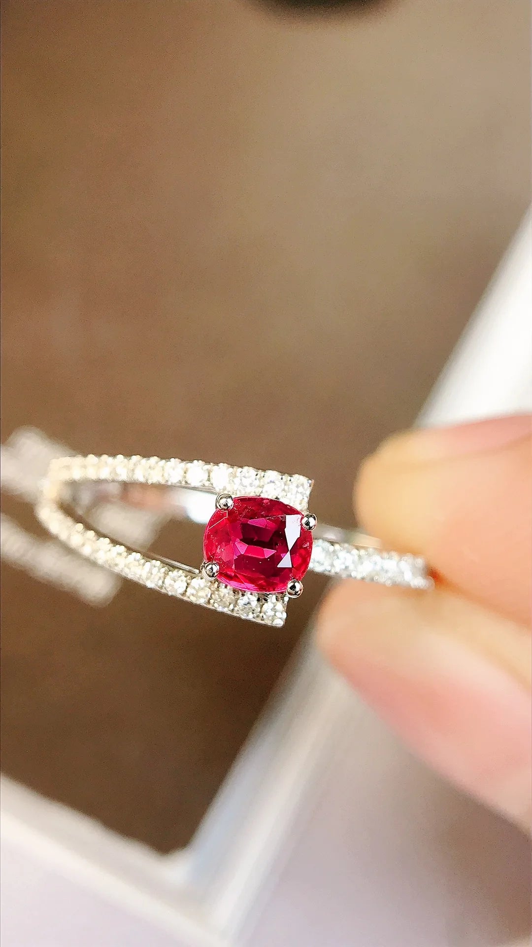 Ring 18K Gold 0.33ct Red Ruby Gemstones Jewelry For Women Diamonds