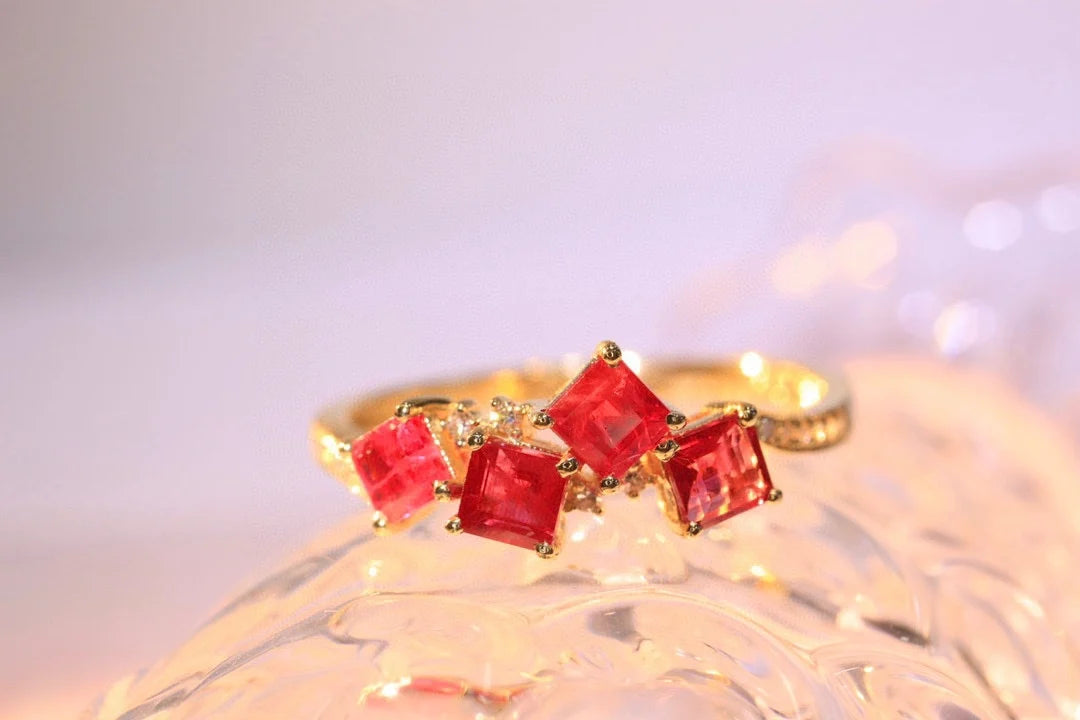 Ring 18K Gold 0.95ct Red Ruby Gemstones Diamonds Female Fine Jewelry