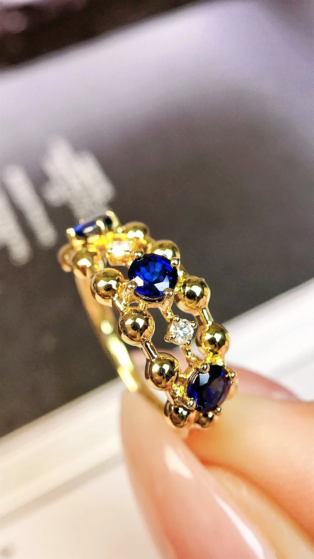 Ring 18K Gold 1.00ct Blue Sapphire Gemstones Diamonds Female's