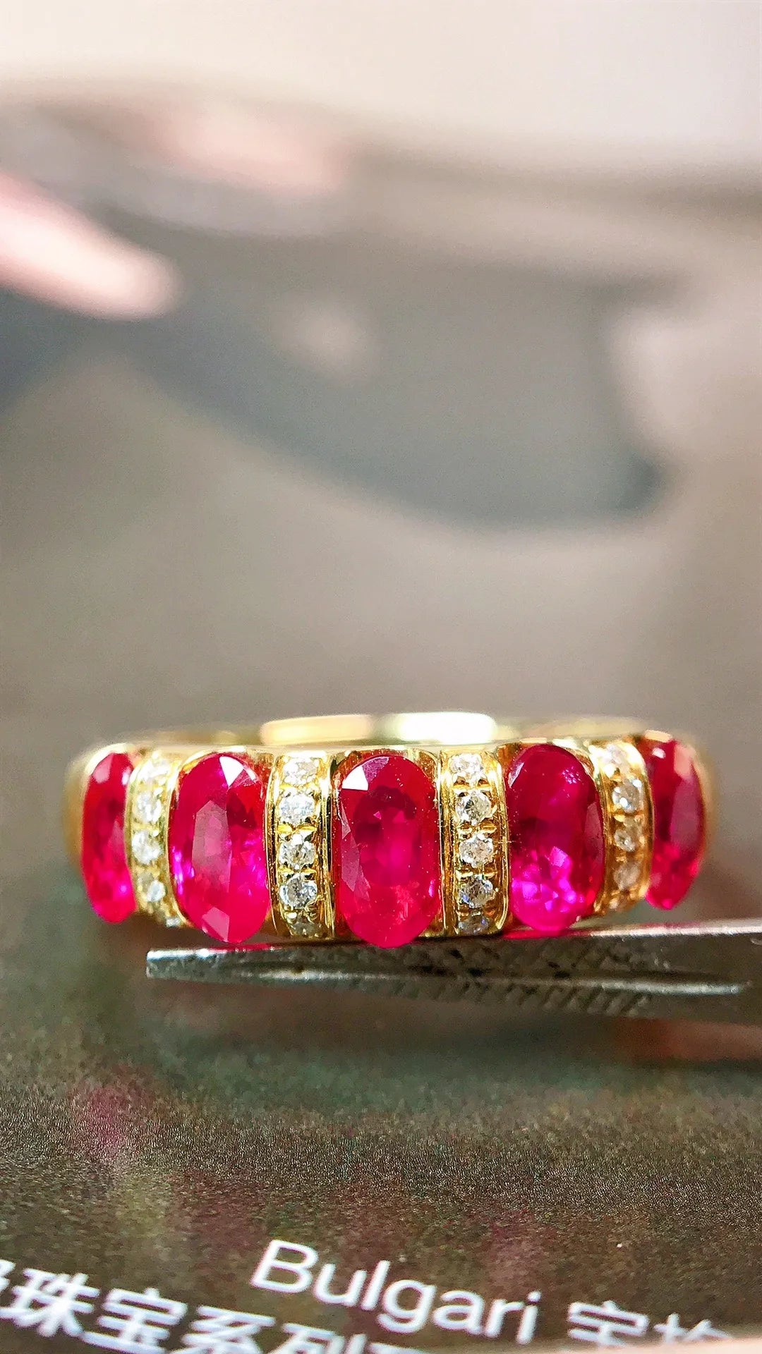 Ring 18K Gold 1.62ct Red Ruby Gemstones Diamonds Female's Fine