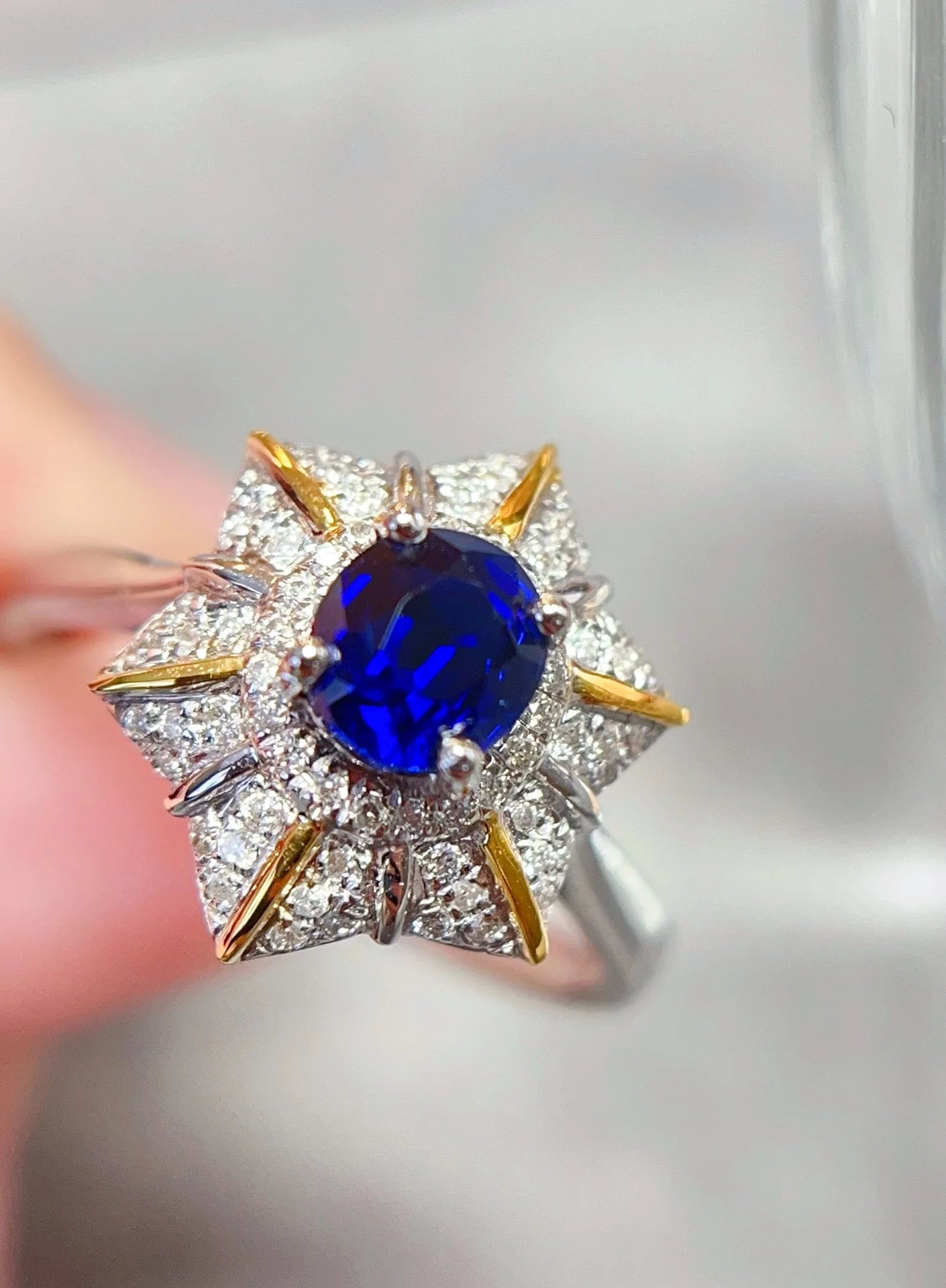 Ring 18K Gold 0.9ct Blue Sapphire Gemstones Diamonds Female's