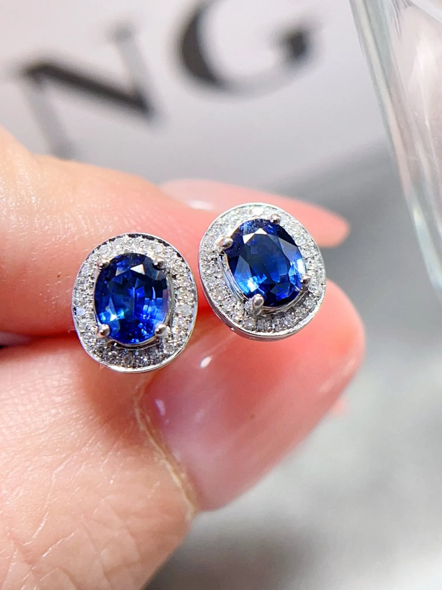 Earrings 18K Gold 0.8ct Blue Sapphire Gemstones Stud Female's Fine