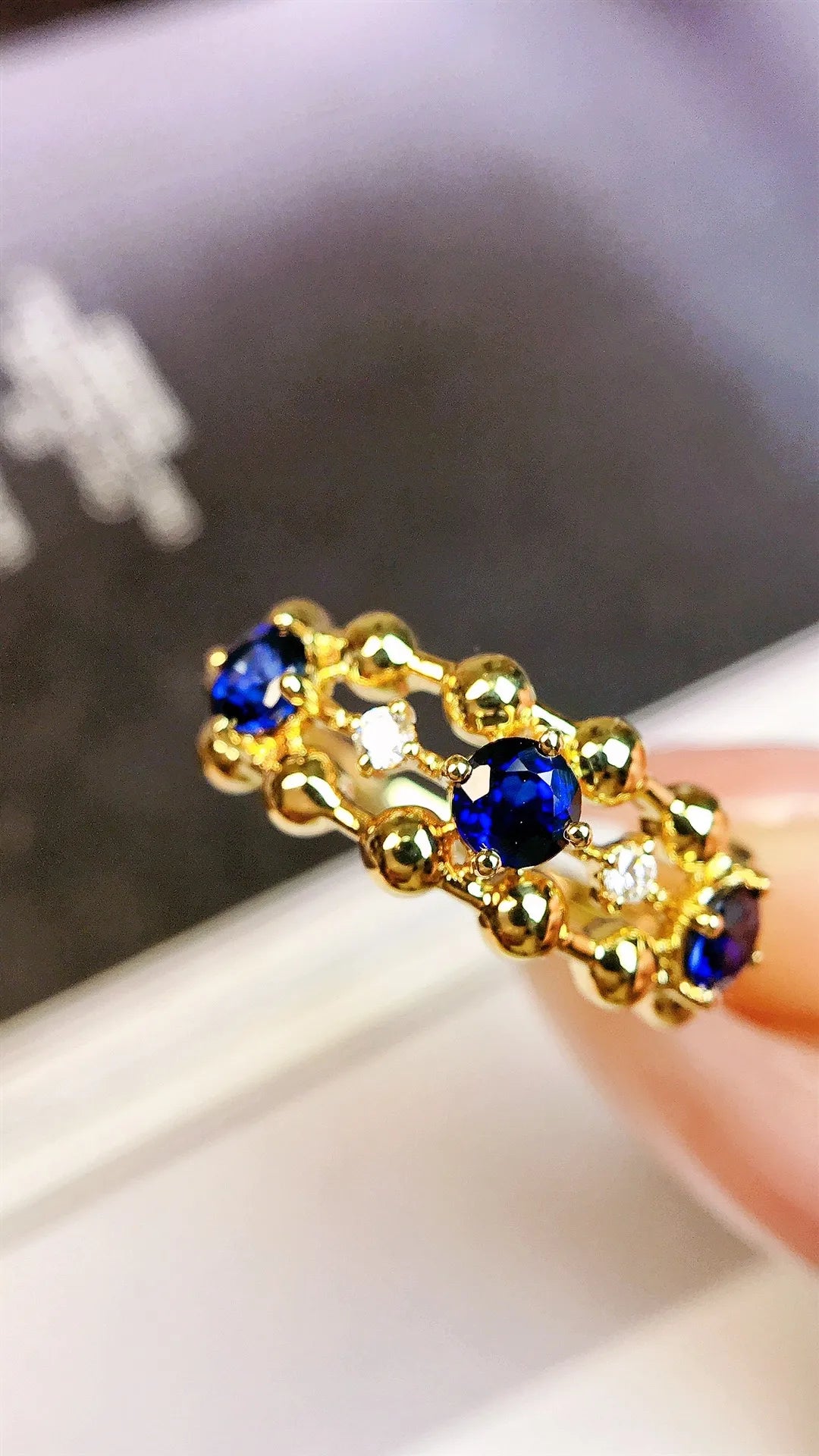 Ring 18K Gold 1.00ct Blue Sapphire Gemstones Diamonds Female's