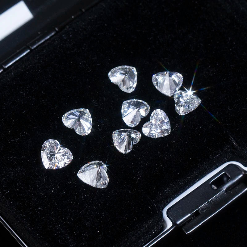 3x3.25mm - 5.5x6mm Lab Grown Diamond Heart DEF VS Melee Without Certificate