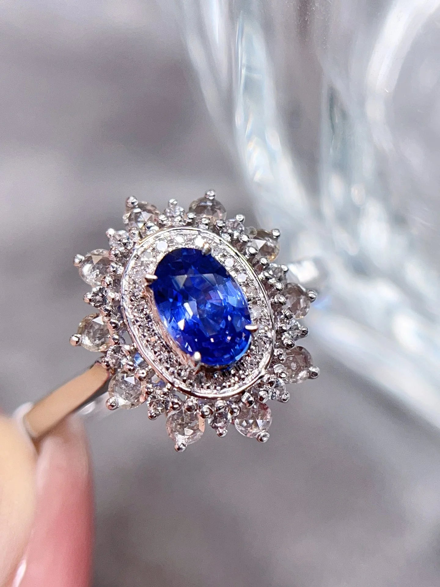 Ring 18K Gold 0.6ct Natural Cornflower Blue Sapphire Gemstones