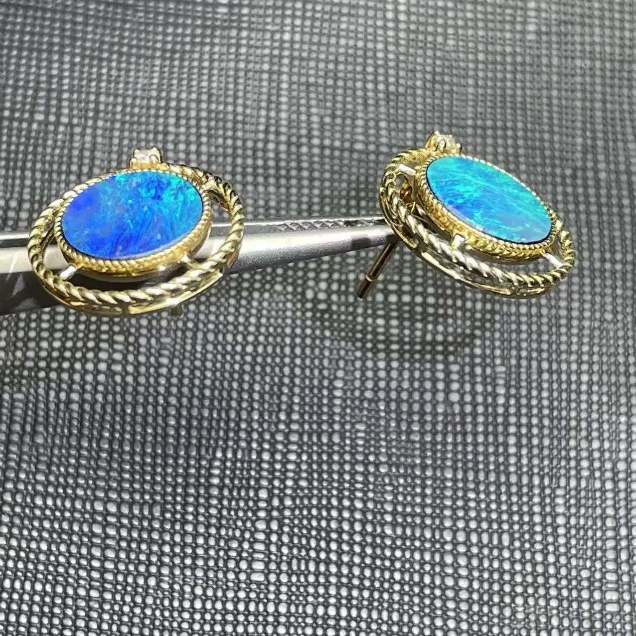 Earrings 18K Yellow Gold 3.6ct Australia Opal Gemstones Female's Gift