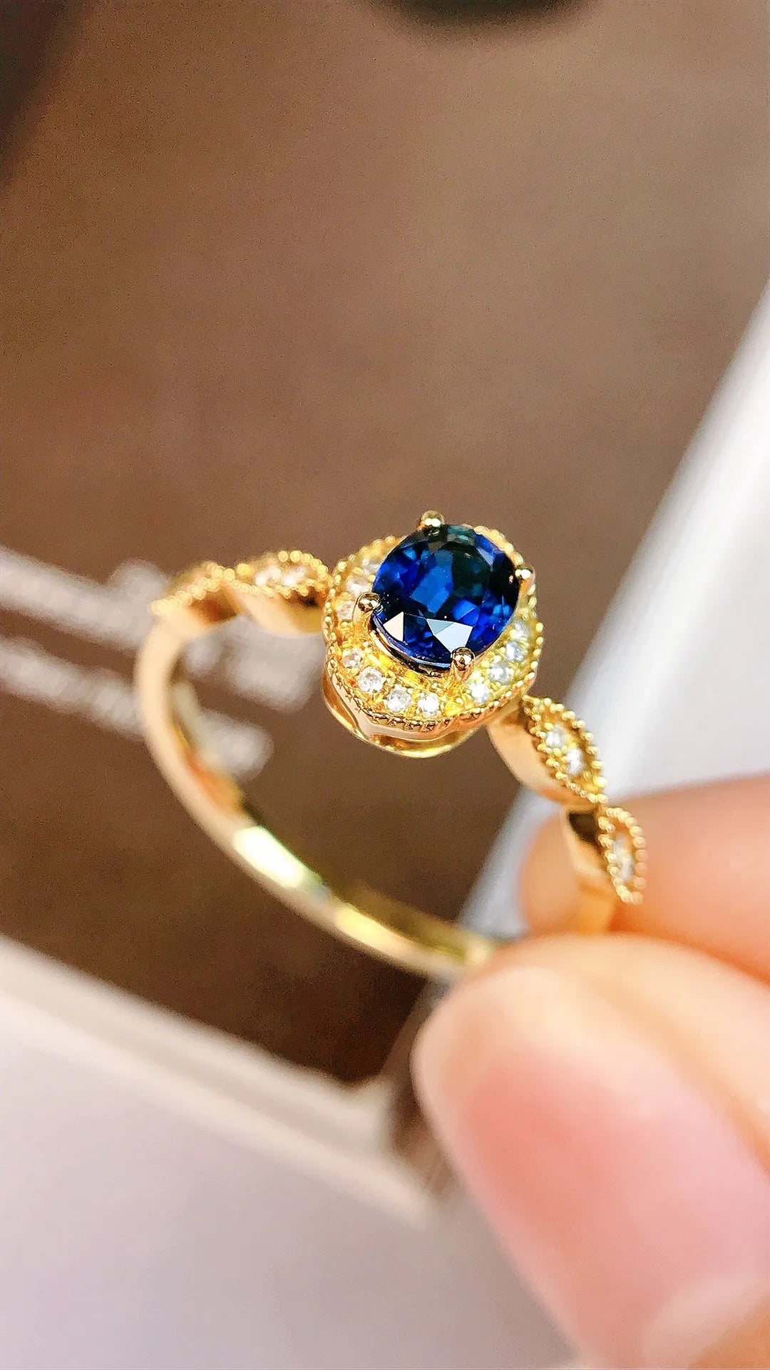 Ring 18K Yellow Gold 0.54ct Blue Sapphire Diamonds Female's