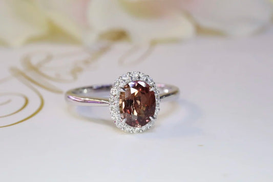 Ring 18K Gold 1.18ct Pinkish Orange Sapphire Gemstones Diamonds Female