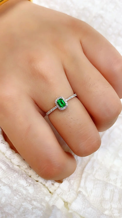 Ring 18K Gold 0.24ct Green Emerald Gemstones Diamonds Female's